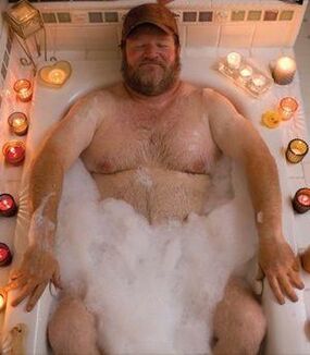 An alkaline bath with soda can enlarge your penis